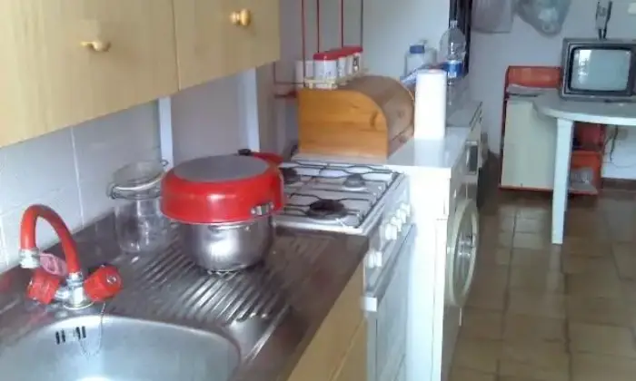 Rexer-Cariati-Monolocale-vicinissimo-al-mare-CUCINA