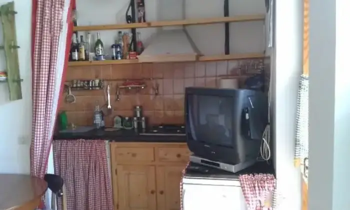 Rexer-Frabosa-Sottana-Trilocale-vicino-alle-piste-da-scii-CUCINA