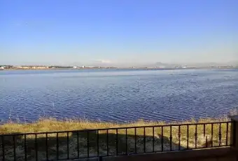 Rexer-Giugliano-in-Campania-Ampia-villa-su-due-livelli-con-vista-lago-ALTRO
