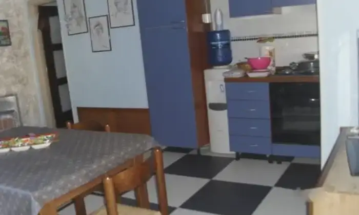 Rexer-San-Salvo-Elegante-bilocale-ristrutturato-vista-mare-CUCINA