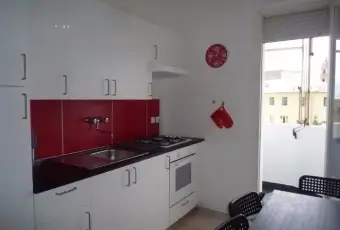 Rexer-Rapallo-Trilocale-vicinissimo-al-mare-panoramico-CUCINA
