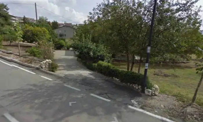 Rexer-Casalbore-Ampio-trilocale-in-villa-ALTRO