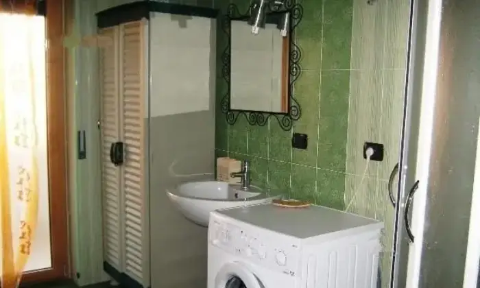 Rexer-Nola-Ampio-appartamento-ristrutturato-zona-centrale-BAGNO