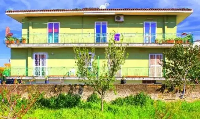 Rexer-Giugliano-in-Campania-Grazioso-bilocale-vista-mare-ALTRO