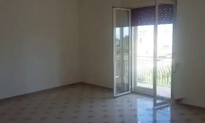 Rexer-Giugliano-in-Campania-Grazioso-bilocale-vista-mare-ALTRO