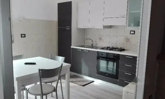 Rexer-Agropoli-Confortevole-appartamento-con-ampia-balconata-CUCINA