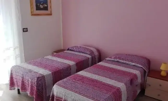 Rexer-Agropoli-Nuovissimo-appartamento-in-centro-adatto-per-brevilunghe-vacanze-CAMERA-DA-LETTO