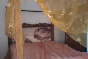 Rexer-Arienzo-Ampio-e-luminoso-appartamento-signorile-nel-centro-storico-CAMERA-DA-LETTO