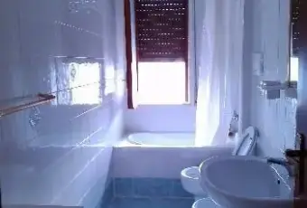 Rexer-Pollica-Luminoso-appartamento-ristrutturato-BAGNO