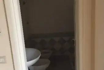 Rexer-Santa-Maria-Capua-Vetere-Ampio-appartamento-ristrutturato-in-centro-storico-BAGNO