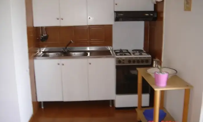 Rexer-San-Nicola-Arcella-Bellissima-villetta-in-residence-con-giardino-e-piscina-CUCINA