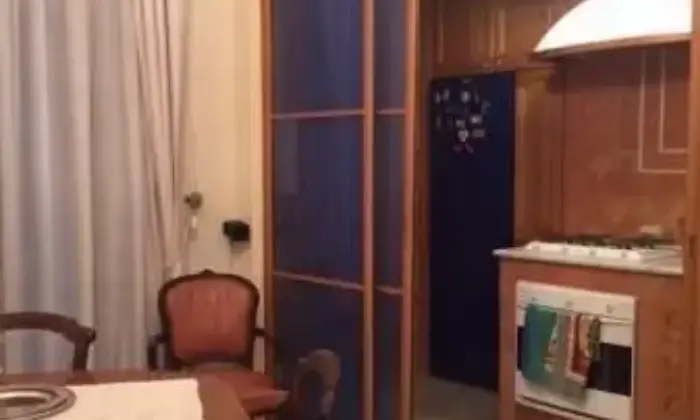 Rexer-Napoli-Elegante-appartamento-nel-cuore-della-citt-SOGGIORNOCUCINA