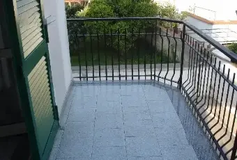 Rexer-Giugliano-in-Campania-Varcaturo-CAMERA-DA-LETTO