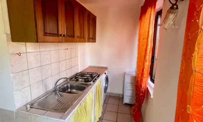 Rexer-Giugliano-in-Campania-Bilocale-in-residence-Cucina