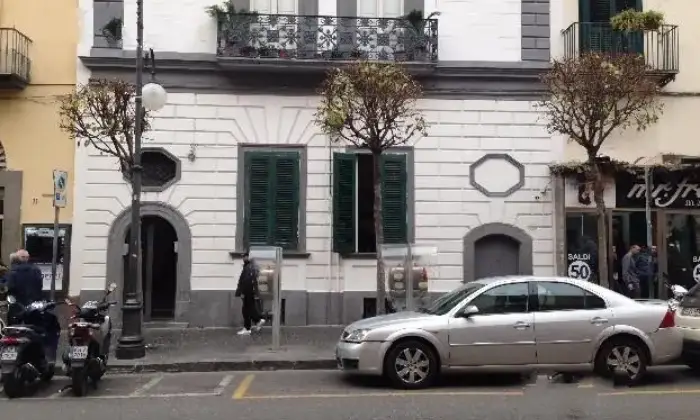 Rexer-Torre-Annunziata-Quadrilocale-uso-studio-ALTRO