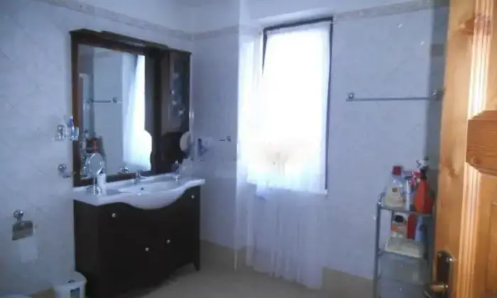 Rexer-Casasco-Trilocale-su-due-piani-BAGNO