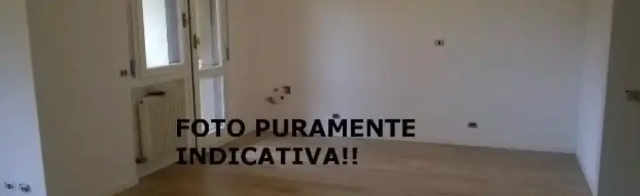 Rexer-Ponte-Buggianese-Bilocale-ristrutturato-CUCINASALONE