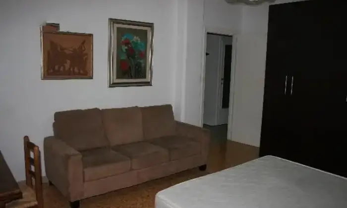 Rexer-Pisa-Trilocale-arredato-CAMERA-DA-LETTO