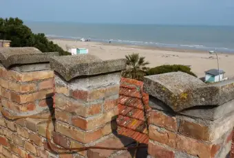 Rexer-Tortoreto-Ampio-appartamento-in-villa-storica-ESTERNO