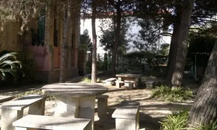 Rexer-Tortoreto-Ampio-appartamento-in-villa-storica-GIARDINO