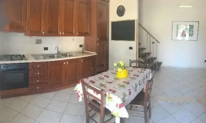 Rexer-Roma-Stanza-singola-zona-Giardinetti-CUCINA