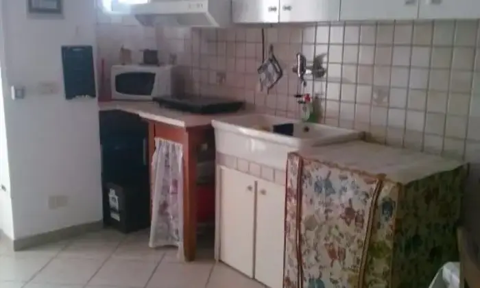 Rexer-Ostuni-Confortevole-bilocale-CUCINA