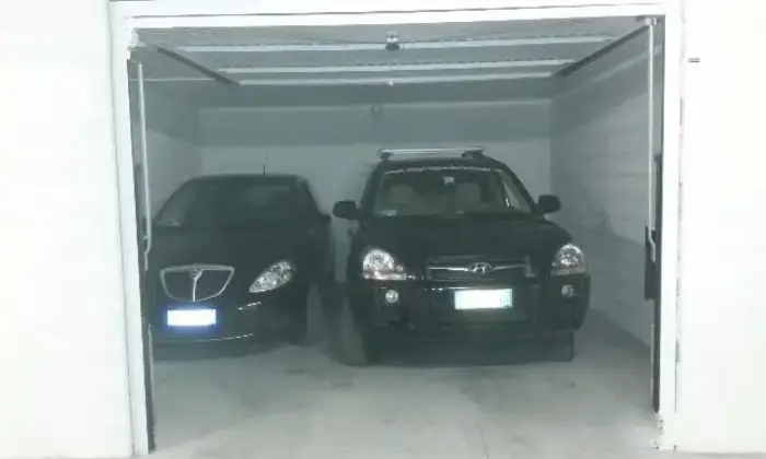 Rexer-Rimini-Box-boppio-vicino-al-mare-a-Rimini-GARAGE