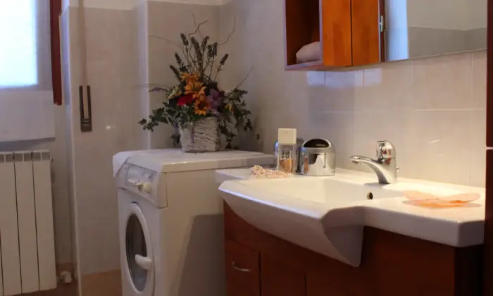 Rexer-Cremeno-Luminoso-bilocale-skyline-Grigna-BAGNO