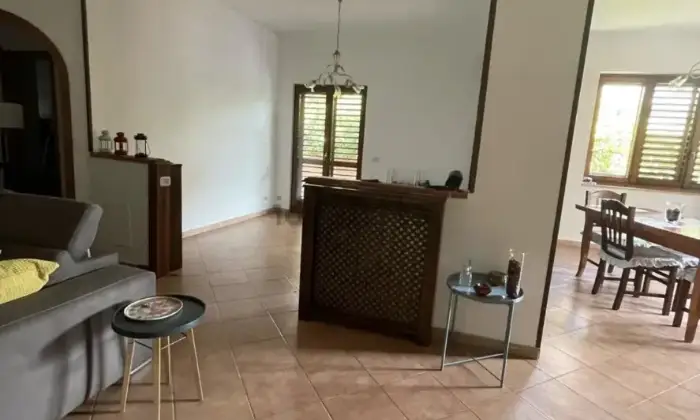 Rexer-Gricignano-di-Aversa-Appartamento-in-condominio-SALONE