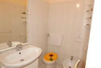 Rexer-Pescara-Grandioso-bilocale-arredato-BAGNO