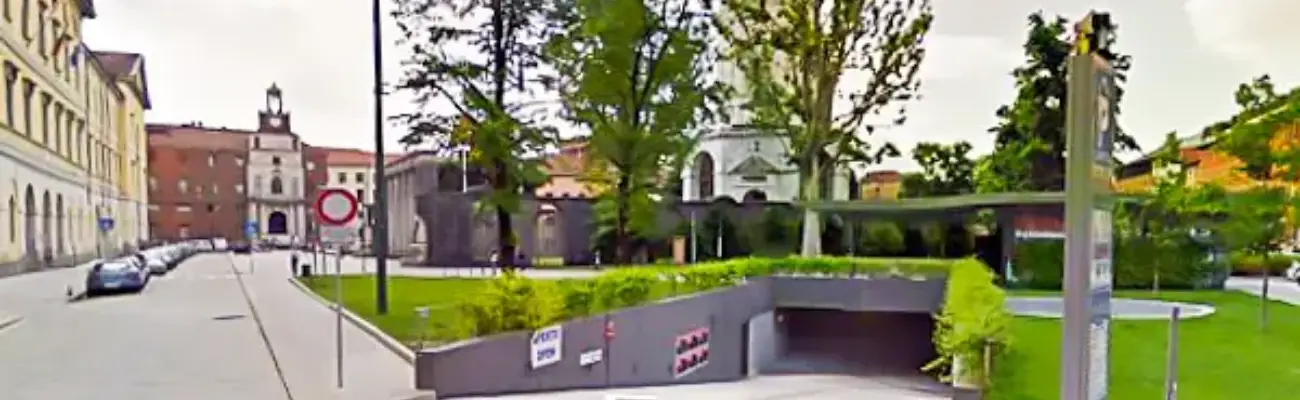 Rexer-Milano-Box-in-SantAmbrogio-GARAGE