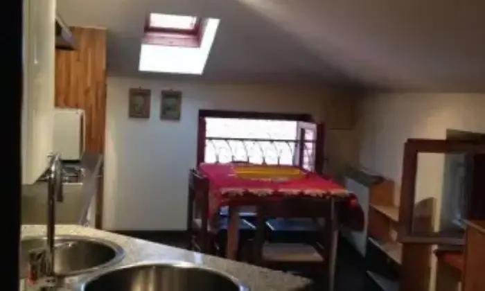 Rexer-Clusone-Attico-nel-centro-storico-di-Clusone-CUCINA