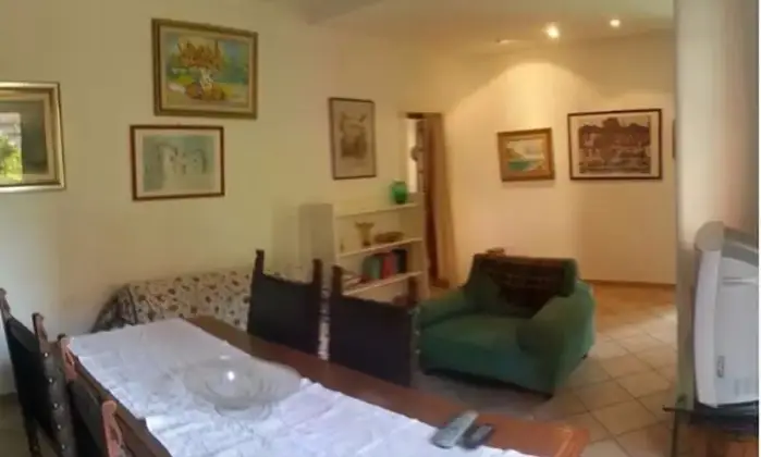 Rexer-Lerici-Stupenda-Villa-a-mt-dal-Mare-con-Giardino-privato-SALONE