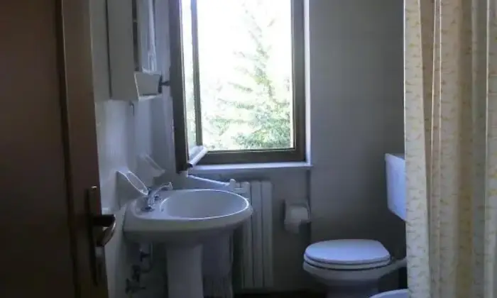 Rexer-Oulx-Ampio-bilocale-arredato-SALONE