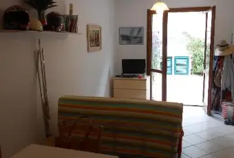 Rexer-Rio-Marina-Grazioso-bilocale-arredato-SALONE