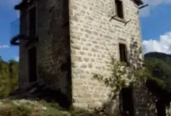 Rexer-Valle-Castellana-Antica-casa-in-pietra-nel-bosco-immersa-nei-Monti-dAbruzzo-ALTRO