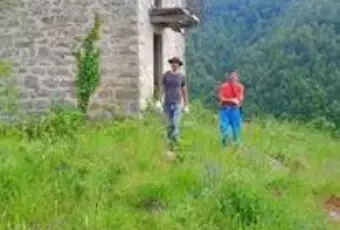 Rexer-Valle-Castellana-Antica-casa-in-pietra-nel-bosco-immersa-nei-Monti-dAbruzzo-ALTRO