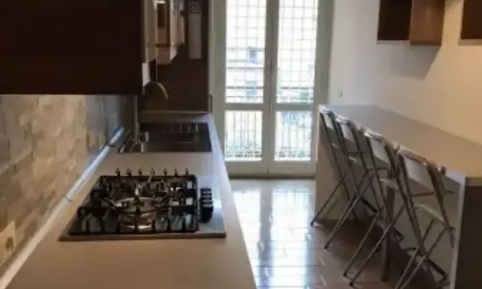 Rexer-Roma-Posto-letto-in-camera-doppia-zona-stazione-Tiburtina-CUCINA