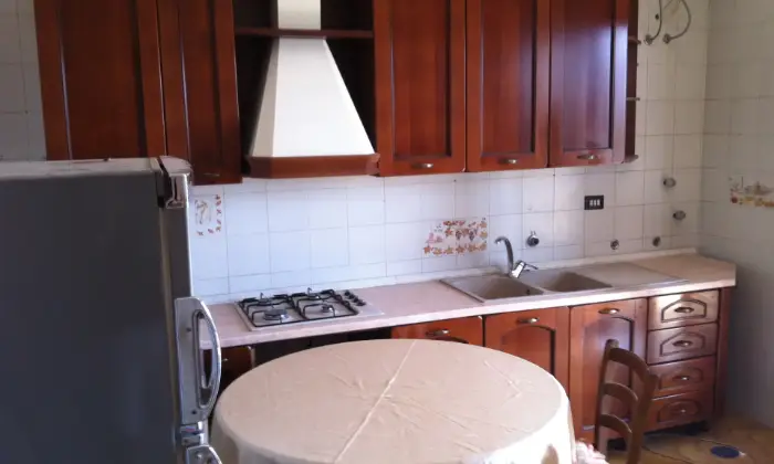 Rexer-Qualiano-Trilocale-arredato-CUCINA