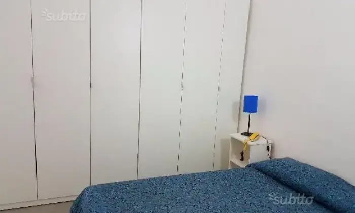 Rexer-Napoli-Monolocale-arredato-CAMERA-DA-LETTO