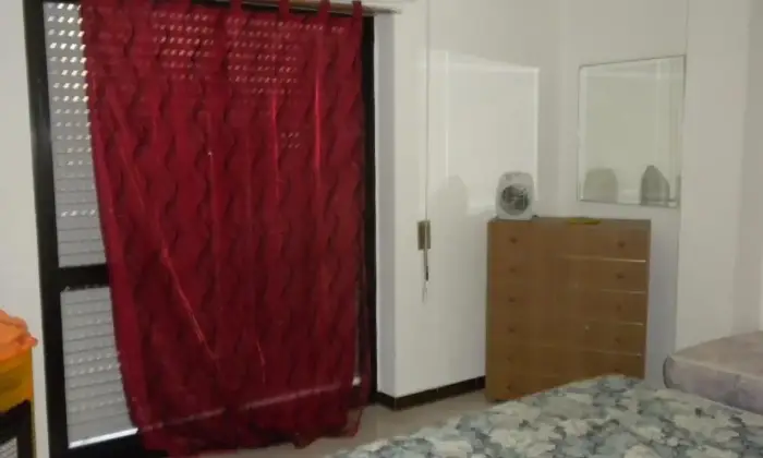 Rexer-Battipaglia-UTILE-PER-GLI-AMMALATI-HOSPEDALE-DI-CAMPOLONGO-CAMERA-DA-LETTO
