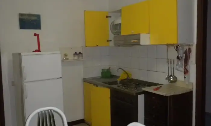 Rexer-Battipaglia-UTILE-PER-GLI-AMMALATI-HOSPEDALE-DI-CAMPOLONGO-CUCINA