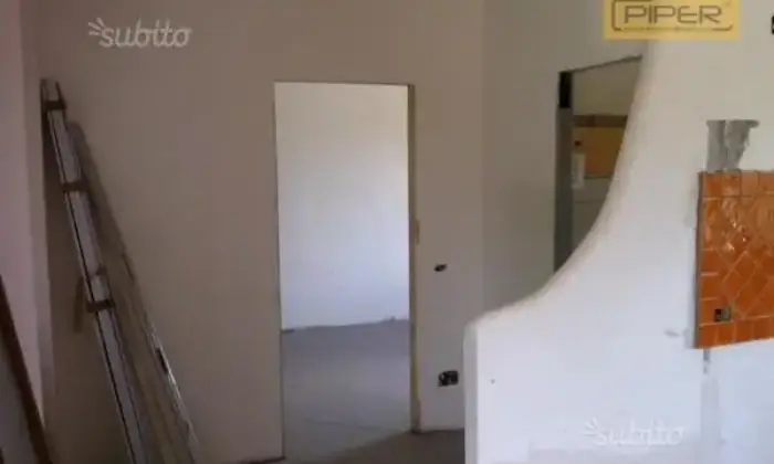 Rexer-Giugliano-in-Campania-Bilocale-arredato-CAMERA-DA-LETTO