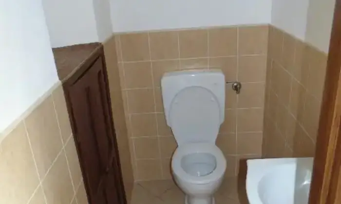 Rexer-Susa-Alloggio-al-secondo-e-ultimo-piano-BAGNO