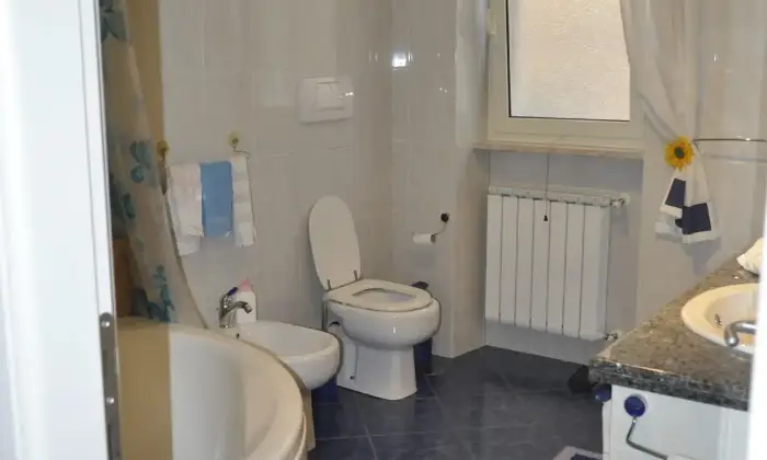 Rexer-Guidonia-Montecelio-Trilocale-SALONECUCINA