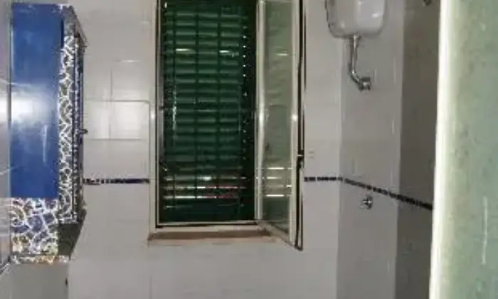 Rexer-Giugliano-in-Campania-Monolocale-arredato-BAGNO