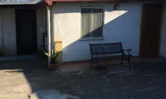 Rexer-Nola-Bilocale-in-contesto-signorile-ESTERNO