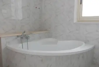 Rexer-Pace-del-Mela-APPARTAMENTO-PIANO-GIAMMORO-ME-MQ-BAGNO
