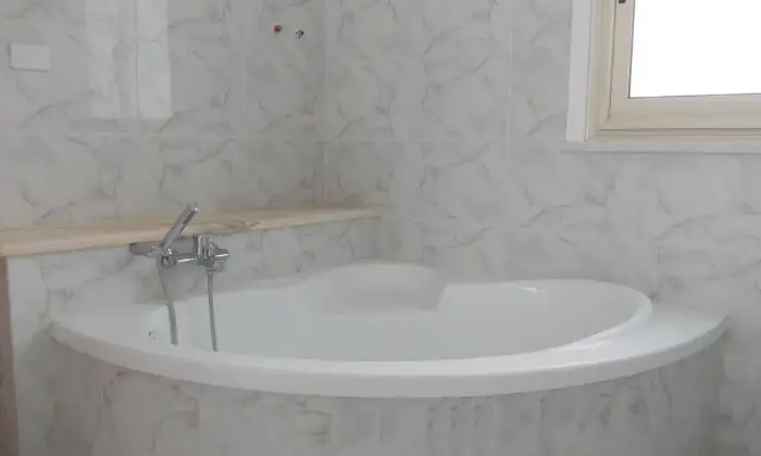 Rexer-Pace-del-Mela-APPARTAMENTO-PIANO-GIAMMORO-ME-MQ-BAGNO