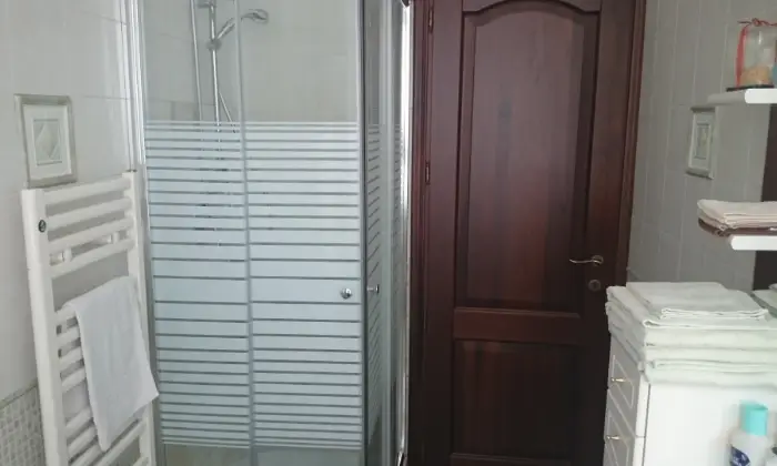 Rexer-Roma-ELEGANTE-APPARTAMENTO-mq-vicinanze-GEMELLI-VATICANO-BAGNO